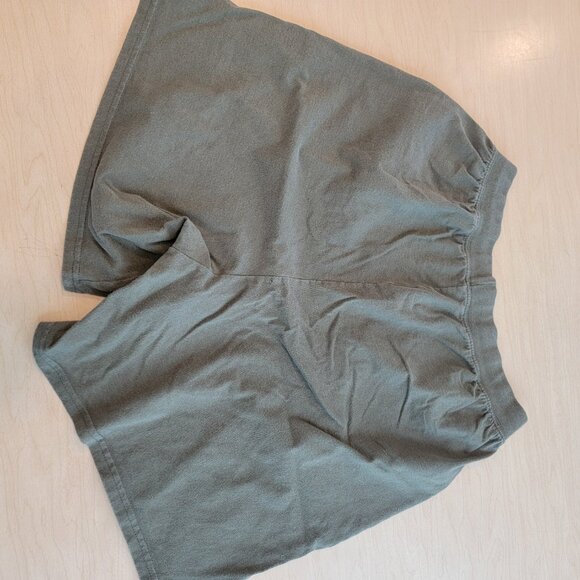 Hanes Women's Pajama Lounge Shorts in Green 1x - Picture 4 of 5